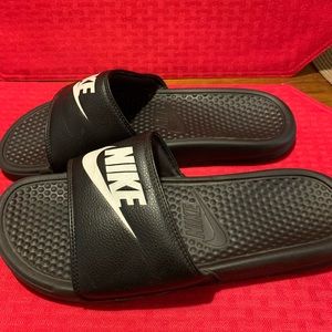 Nike slides